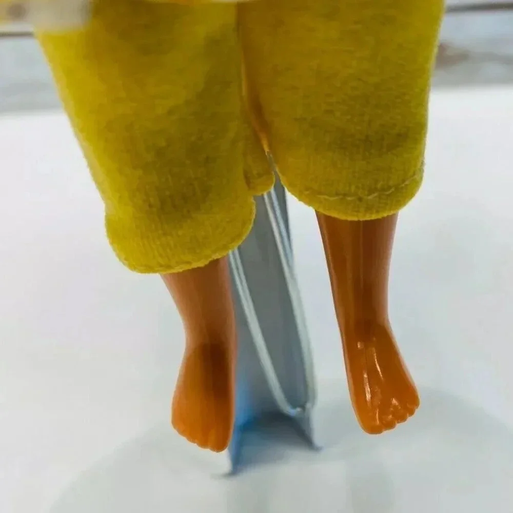 MATTEL BARBIE Stacie Doll Blond Hair Blue Eyes Yellow Dress & Pants 8